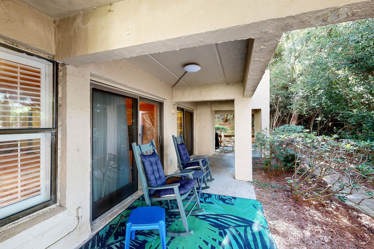 Terrace/patio, Ground-floor Summer Beach Village Condo With a Great View Plus Patio & Pool, Nassau