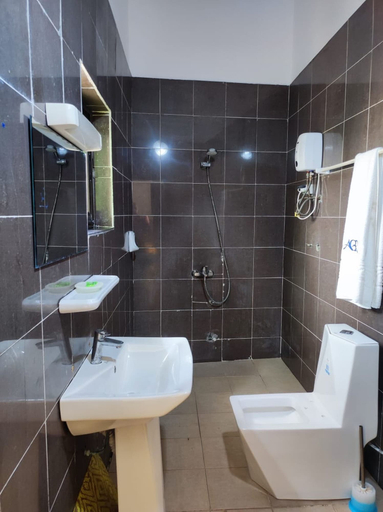 Bathroom 5, AMAZING GRACE HOTEL, Abomey-Calavi