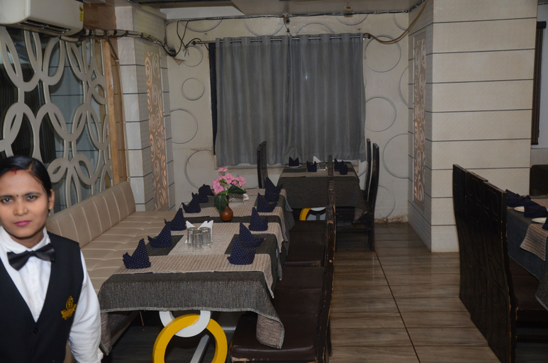 Food & Drinks 4, HOTEL RAJ PALACE SHIVPURI, Shivpuri