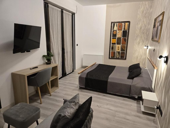 Bedroom 3, Hotel Cristallo, Novara