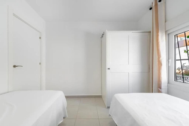 Room 2, CASA LAS CALAS, Alicante