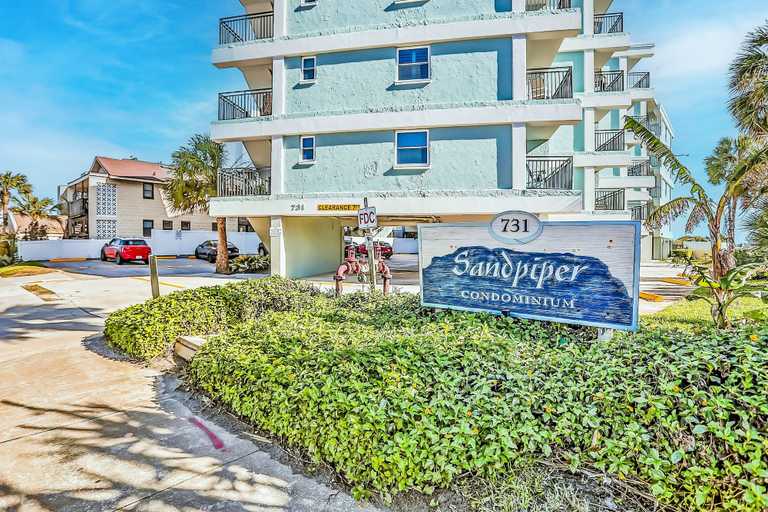 Exterior 5, Polished Oceanfront Condo With Pool Access, Private Balcony & Washer/dryer, Duval