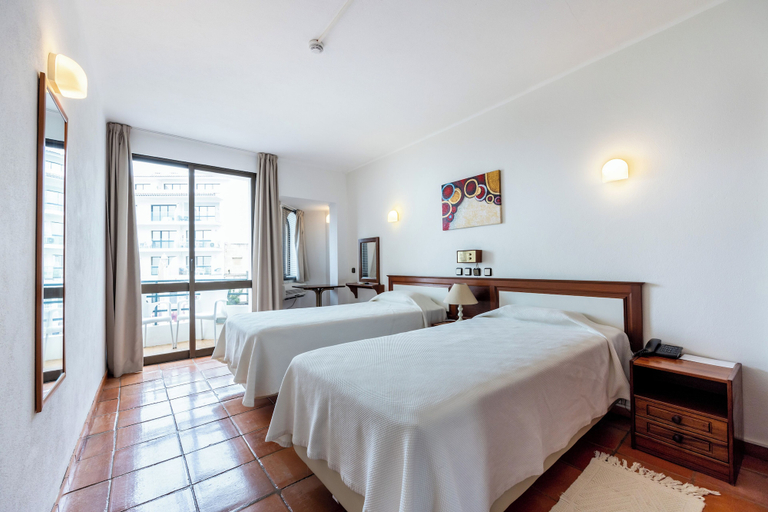 Room 2, Salema Beach Hotel, Vila do Bispo
