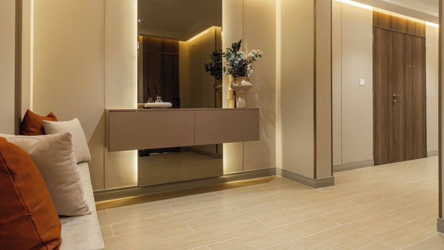 Lobby sitting area, Maison Privee - Ultimate Luxury Penthouse w/ Pool & Marina Views, Dubai