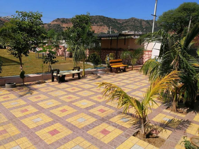 Terrace/patio 4, Palm Farmhouse Resort & Swimming Pool, Ajmer