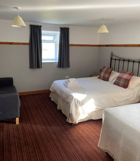Bedroom 3, Chevin End Guest House, Leeds