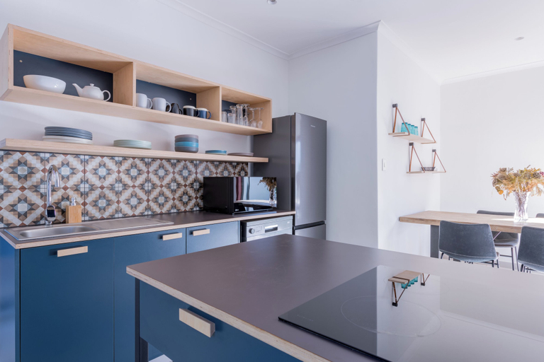 Private kitchen 5, 2stay apartment Calla Bloubergstrand, City of Cape Town
