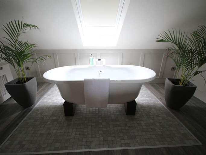 Bathroom 3, Quinlan & Cooke Boutique Townhouse
