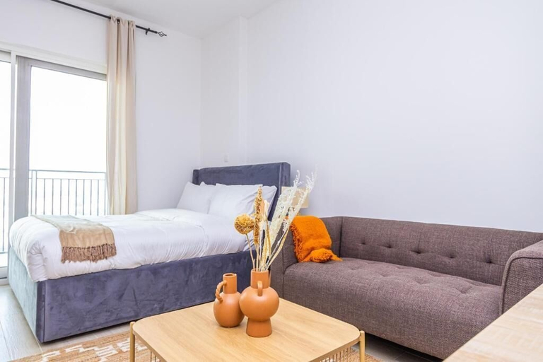 Room 4, Bloomfields Stu Waterfront Studio, Yas Island