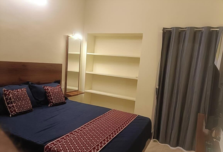 Bedroom 3, Maharaja Inn, Puducherry