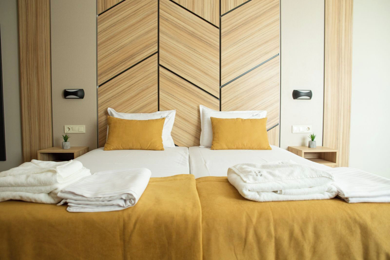Bedroom 3, Hotel Forum City, Pazardzhik