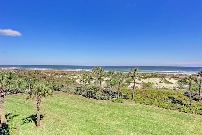 Beach, Updated, Oceanfront Condo With Balcony, Wifi & Shared Pool/clay Tennis Courts, Nassau