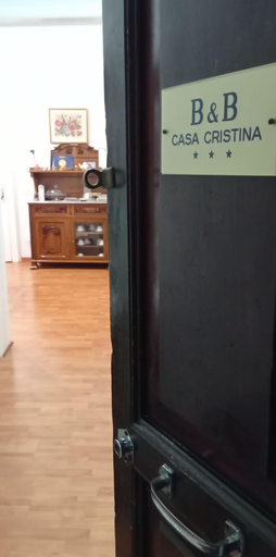 Others 5, Casa Cristina, Syracuse