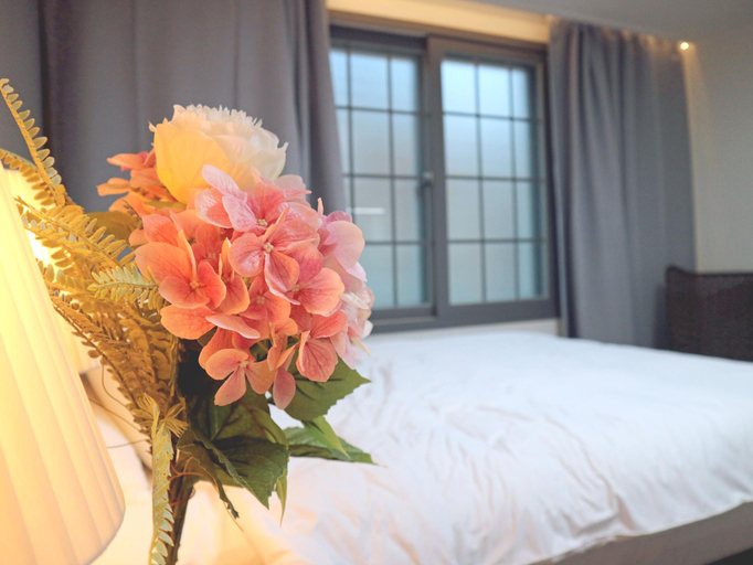 Bedroom 2, UrbanExit Homestay - 4F (Half House), Gangnam