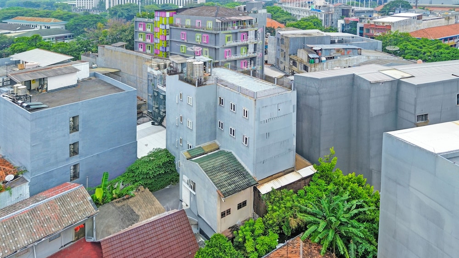 Exterior & Views 2, Hotel Dahlia By ARBA, Central Jakarta