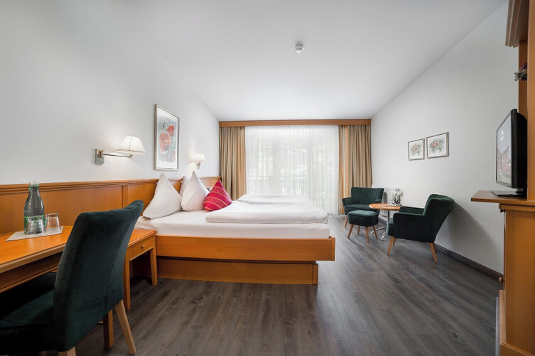 Bedroom 3, Aktiv und Welnesshotel Kohlerhof, Schwaz
