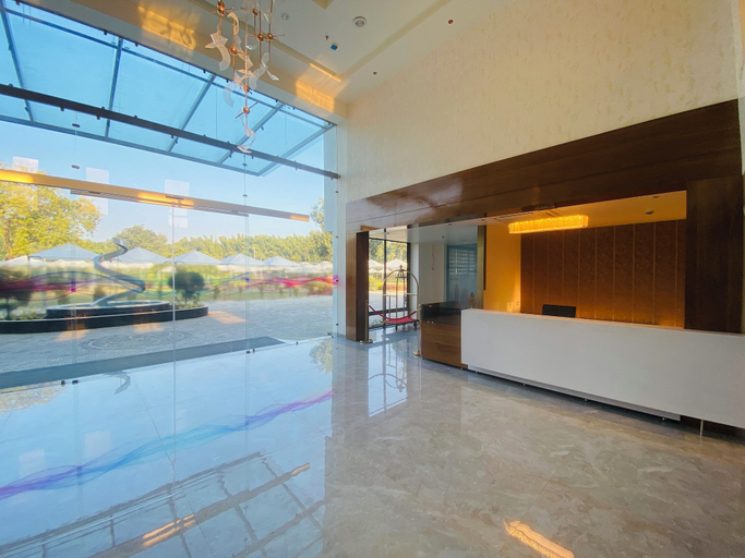 Lobby 2, The Manak Bagh, Sehore