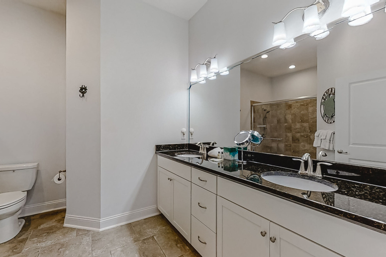 Bathroom 4, Updated Townhome Near the Ocean W/private Patio, Shared Pool, Central A/C, Nassau