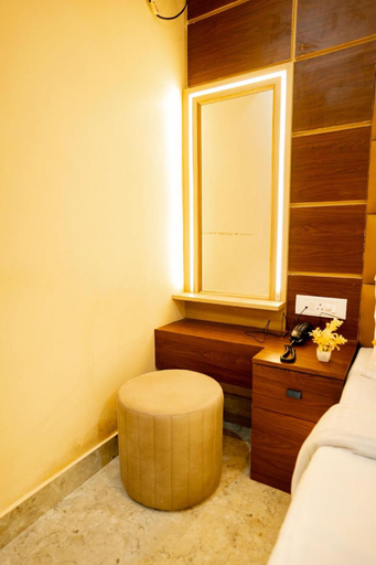Bedroom 2, V S Residency Hotel, Varanasi
