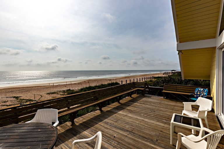 Terrace/patio 4, A-frame Beach House Steps From the Ocean With Deck & Central AC, Saint Johns