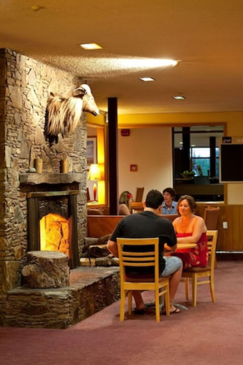 Public Area 2, Distinction Mackenzie Country Hotel, Mackenzie