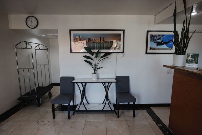 Public Area 2, Old Town Western Inn & Suites, San Diego