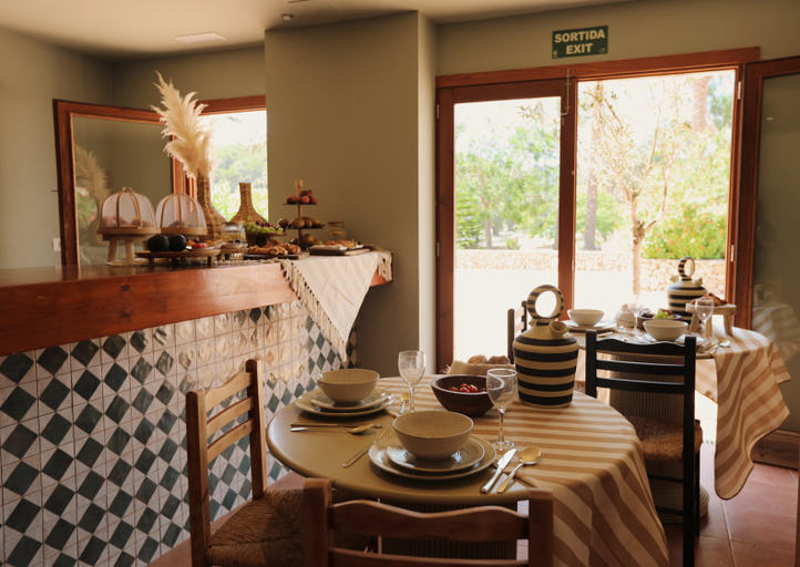 Food & Drinks 5, Llucatx Menorca, Baleares