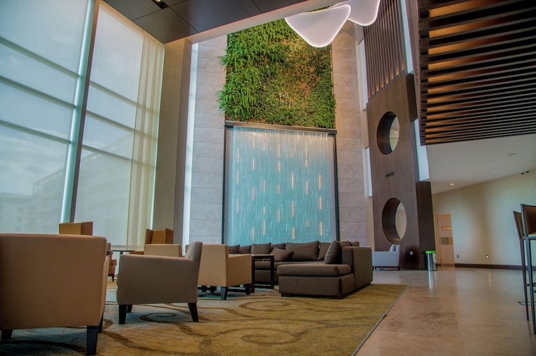 Public Area 5, Hilton Pilar, Pilar