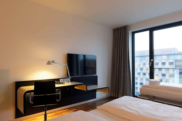 Bedroom 2, Scandic Berlin Potsdamer Platz, Berlin