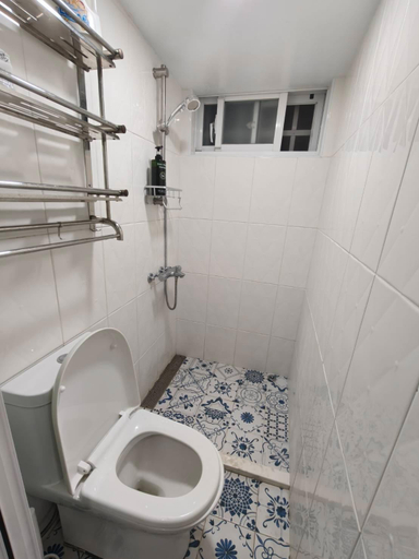 Bathroom, 北車麥當勞單人房B, Taipei City