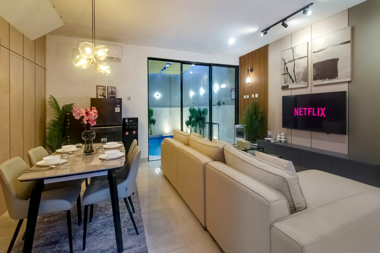 Others 4, Trevista 2 W/ Pool & Playstation 5, Bogor