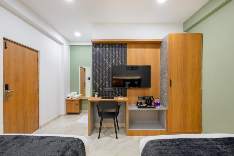 Room 2, The 7 Story, Hyderabad