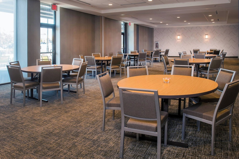 Food & Drinks 5, SpringHill Suites by Marriott Gainesville Haymarket, Prince William
