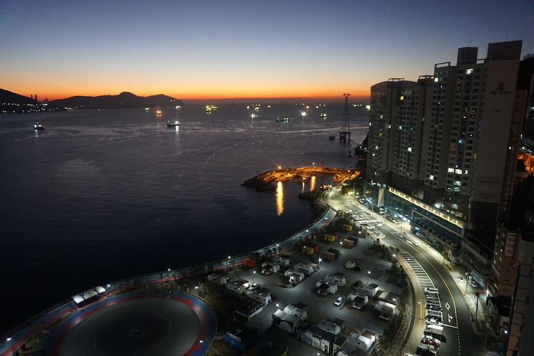Exterior & Views, Brown-Dot Songdo, Saha