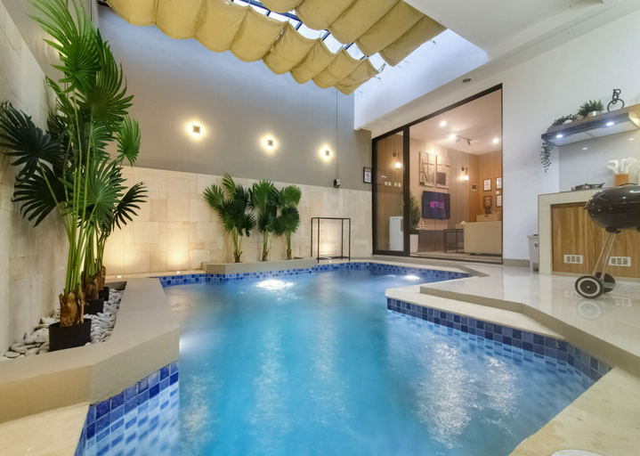 Others 2, Trevista 2 W/ Pool & Playstation 5, Bogor