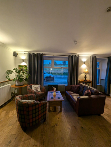 Public Area 2, Old North Inn Hotel, Highland