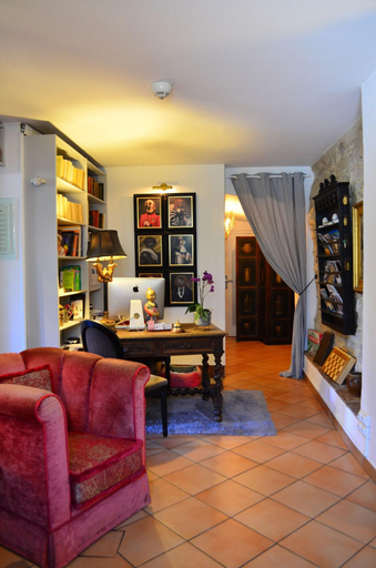 Public Area 3, Hôtel Le Saint Laurent, Gard