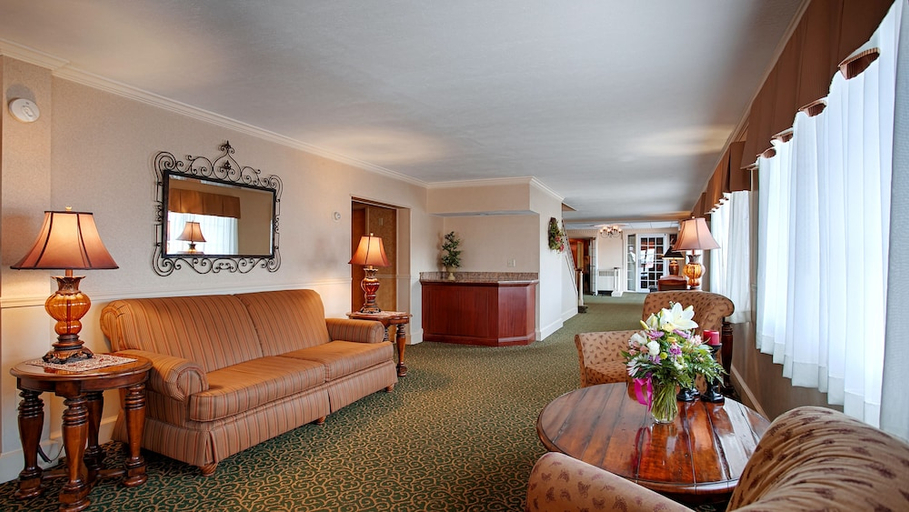 Public Area, Magnuson Grand Pioneer Inn and Suites, Delta