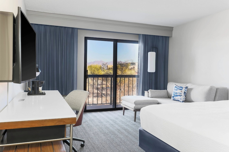 Bedroom 2, Courtyard by Marriott Tucson Airport, Pima