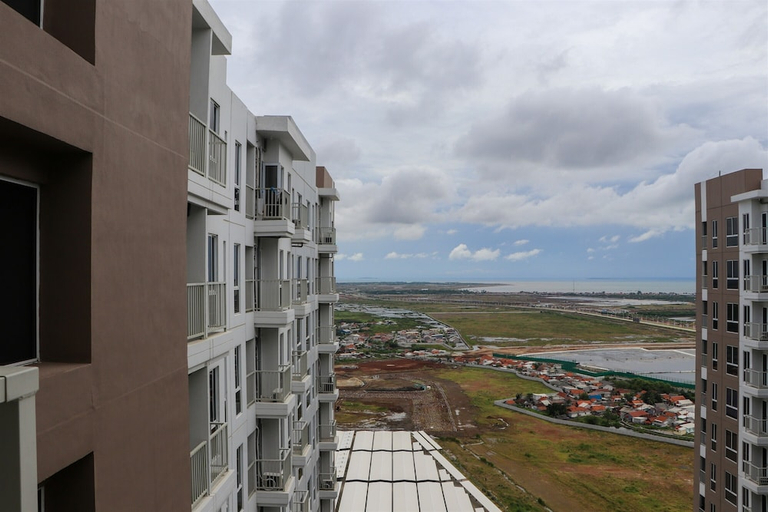 Exterior & Views, Cozy And Enjoy Living 2Br At Tokyo Riverside Pik 2 Apartment, Tangerang