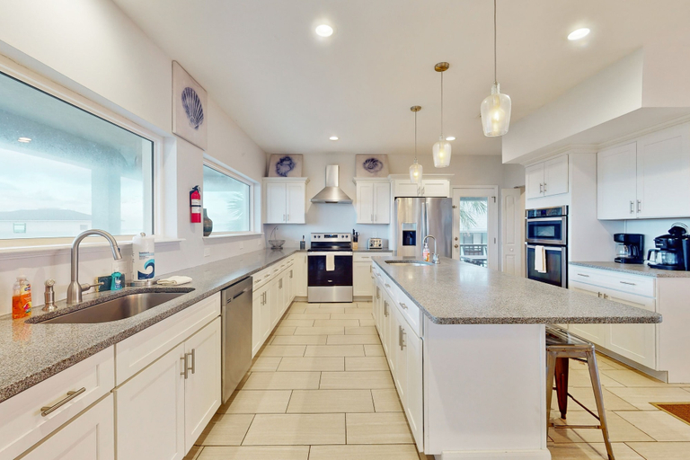 Private kitchen 2, Ocean View 'atlantic Dream' W/pool & Spa, Wraparound Balcony, Steps to Beach, Saint Johns