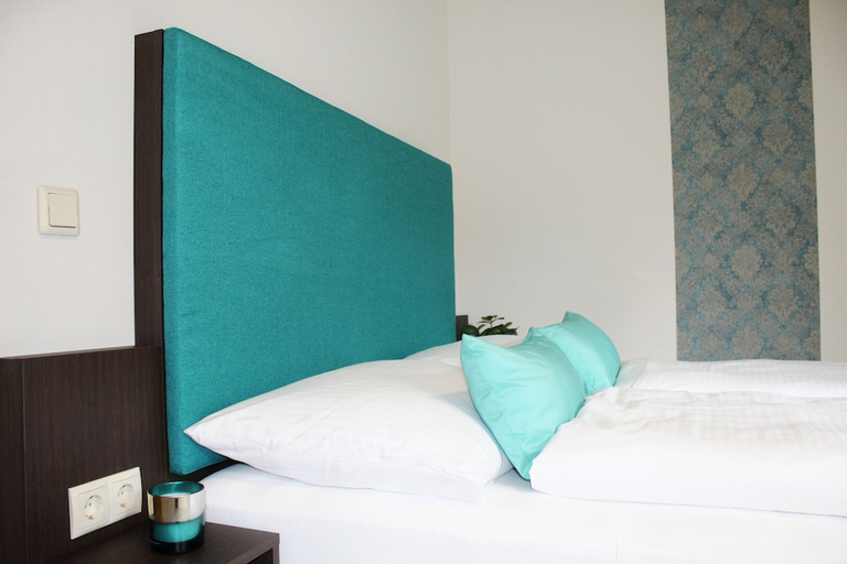 Bedroom 4, Koblenz Valley Hotel by Belvilla, Mayen-Koblenz