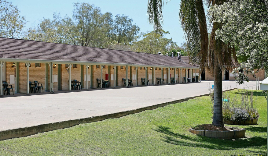 Exterior & Views, Burke and Wills Motor Inn, Moree Plains