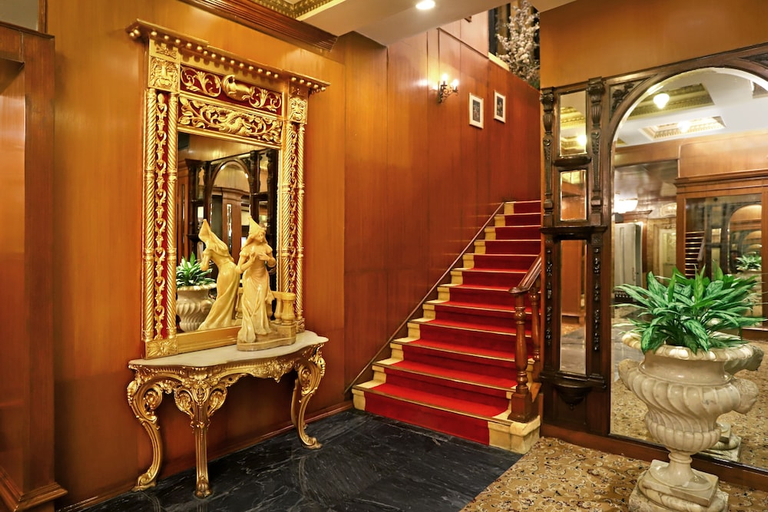 Public Area 3, The Ambassador, Mumbai City