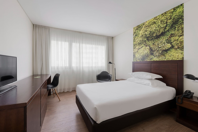 Bedroom 3, Neat Hotel Avenida, Ponta Delgada