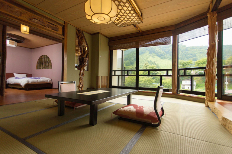 Bedroom, Honke Bankyu Hot Spring Ryokan, Nikkō
