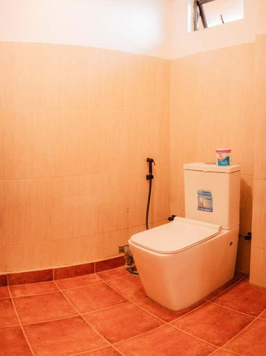 Bathroom 2, Hill Safari, Welimada