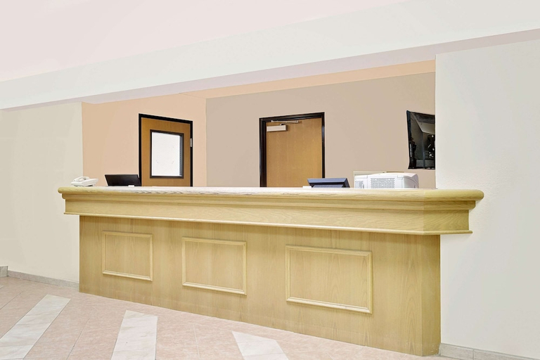 Public Area, Super 8 by Wyndham Battle Mountain, Lander
