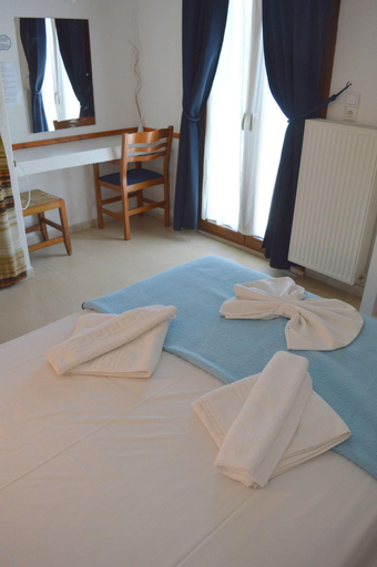 Bedroom 5, Mantraki, Crete