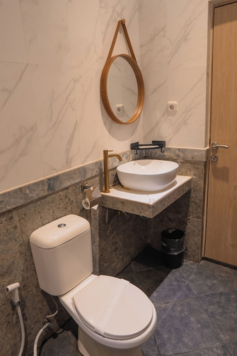 Bathroom 4, Fahira Hotel Syariah Padang, Padang